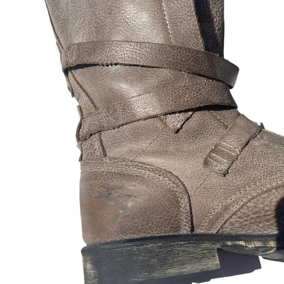 Steve Madden Women's Banddit Stone Gray Leather Buckle Strap Biker Boots Size 8 - Picture 5 of 9